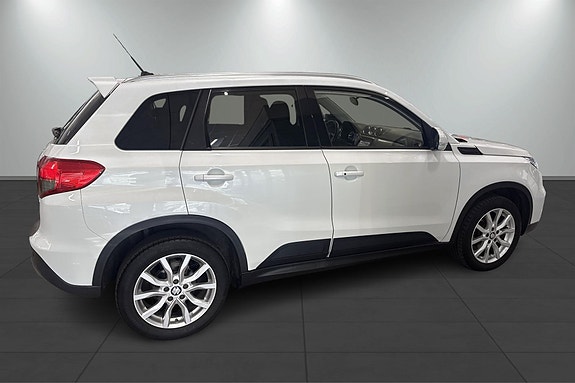 Suzuki Vitara 17 of 18