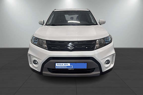 Suzuki Vitara 2 of 18