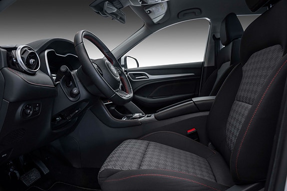 MG ZS EV 15 of 21