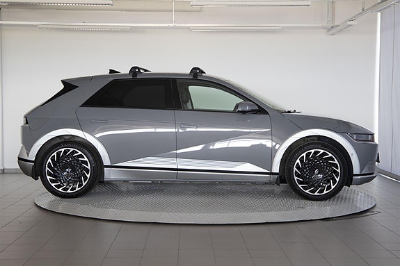 Hyundai Ioniq 5 4 of 5