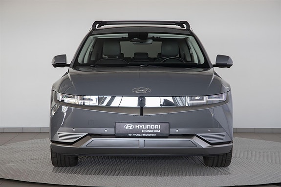 Hyundai Ioniq 5 2 of 5