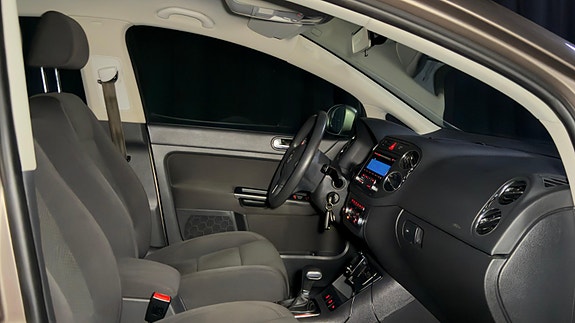 Volkswagen Golf Plus 19 of 22