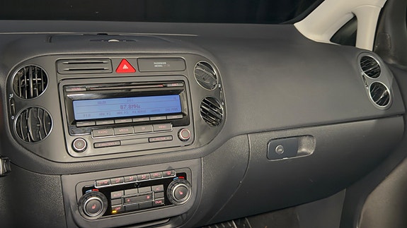 Volkswagen Golf Plus 16 of 22
