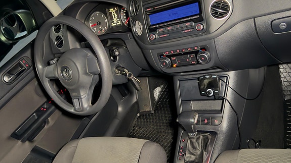 Volkswagen Golf Plus 21 of 22