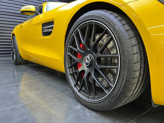 Mercedes-Benz AMG GT S 14 of 30