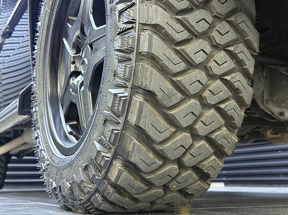 Mercedes-Benz G55 13 of 30