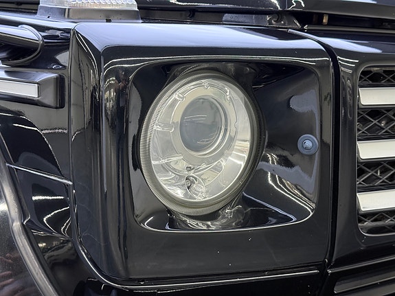 Mercedes-Benz G55 5 of 30