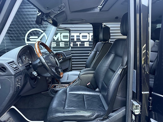 Mercedes-Benz G55 26 of 30