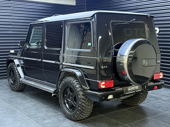 Mercedes-Benz G55 2 of 30