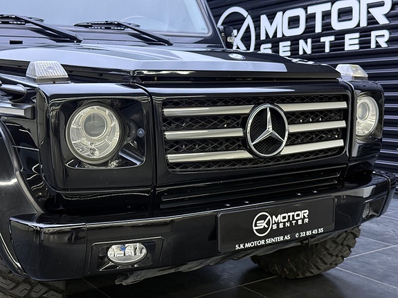 Mercedes-Benz G55 4 of 30