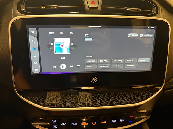 Maxus T90 EV 24 of 24