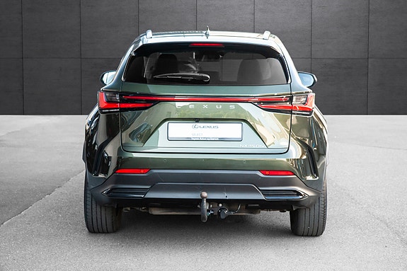 Lexus NX450h 3 of 20