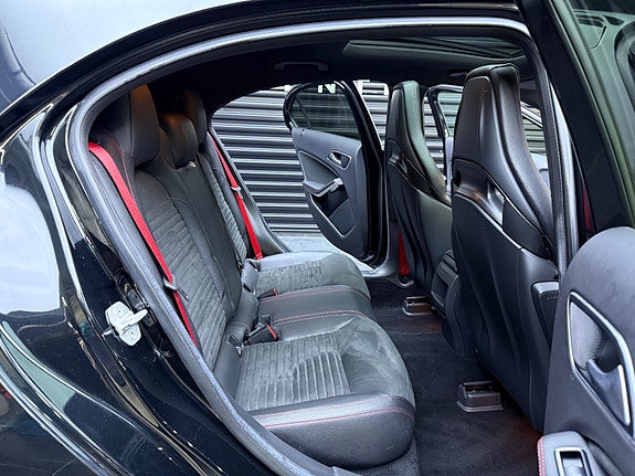 Mercedes-Benz A45 29 of 30