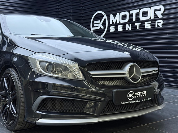 Mercedes-Benz A45 4 of 30