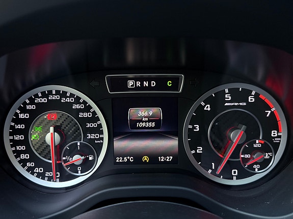 Mercedes-Benz A45 17 of 30