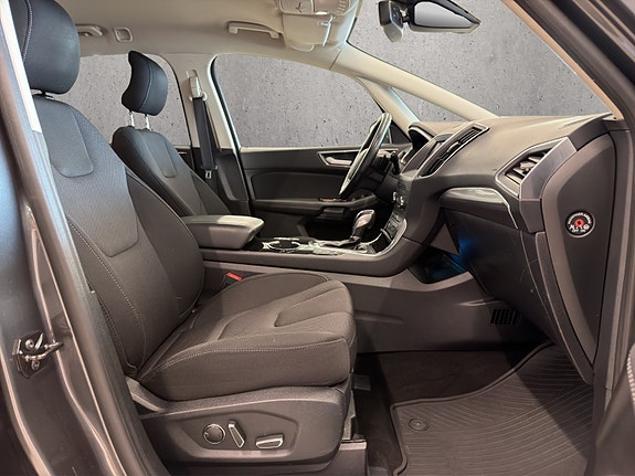Ford S-MAX 8 of 22