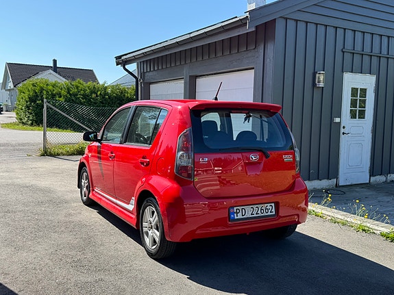 Daihatsu Sirion 5 of 5