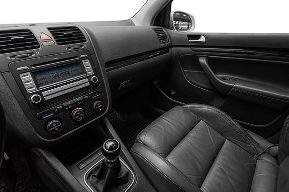 Volkswagen Golf V 12 of 21
