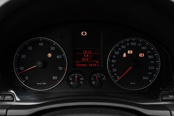 Volkswagen Golf V 15 of 21