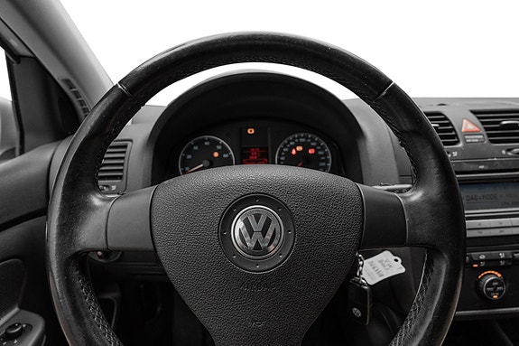 Volkswagen Golf V 14 of 21