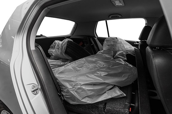 Volkswagen Golf V 19 of 21