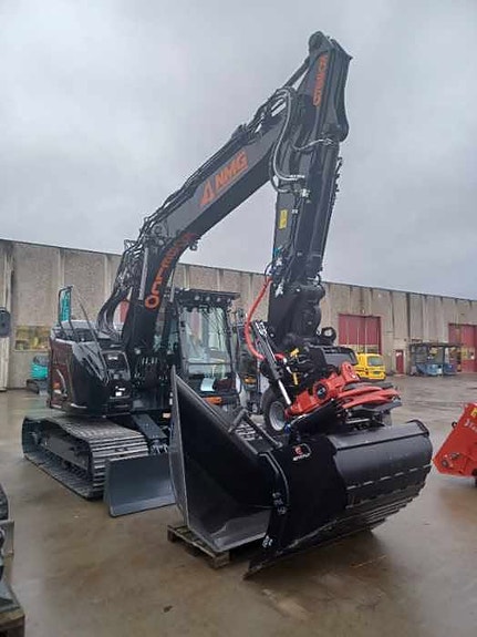 Kobelco SK140SRLC-7 3 of 11
