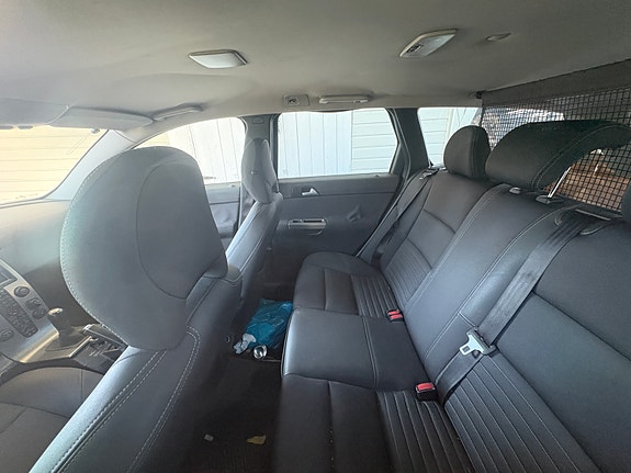 Volvo V50 9 of 11
