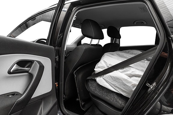Volkswagen Polo Cross 18 of 22