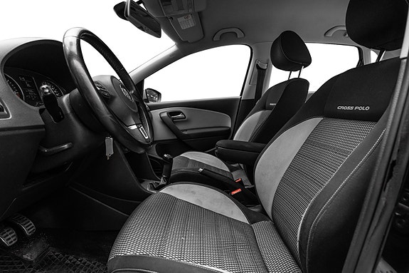 Volkswagen Polo Cross 11 of 22