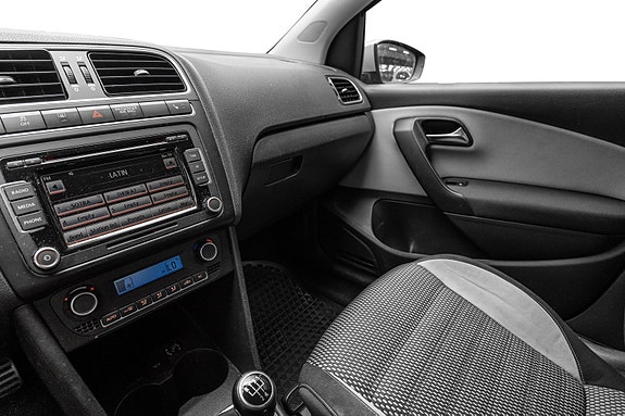 Volkswagen Polo Cross 12 of 22
