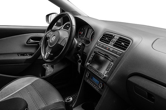 Volkswagen Polo Cross 22 of 22