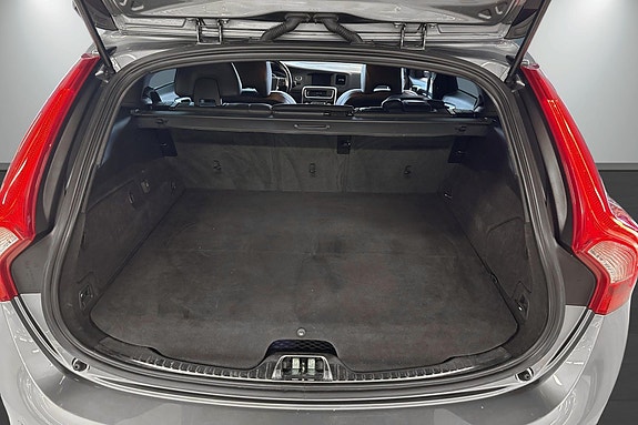 Volvo V60 5 of 5