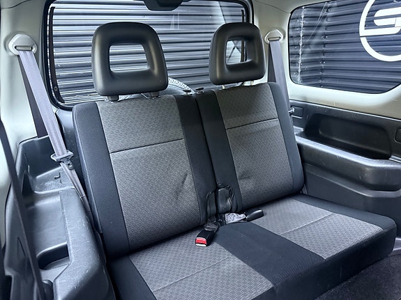 Suzuki Jimny 19 of 30