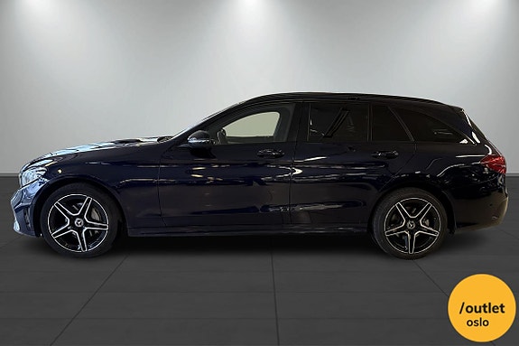 Mercedes-Benz C220 2 of 5