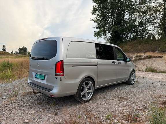 Mercedes-Benz Vito 119 3 of 5