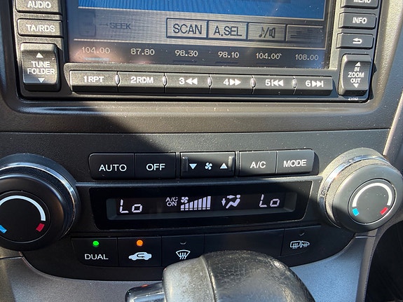 Honda CR-V 18 of 30