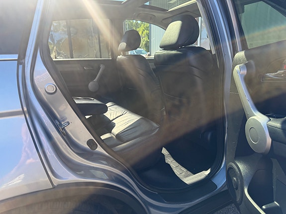Honda CR-V 30 of 30