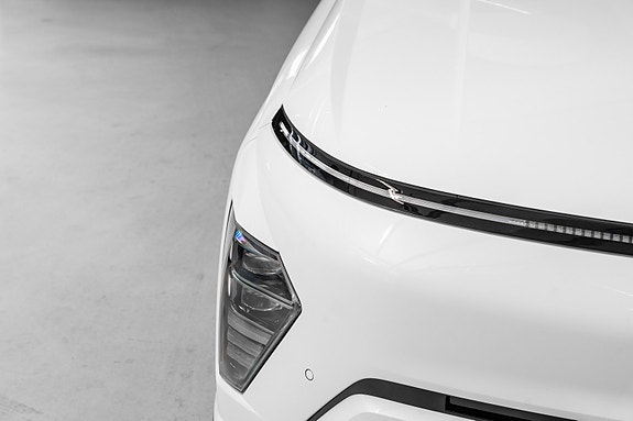 Hyundai Kona 5 of 5