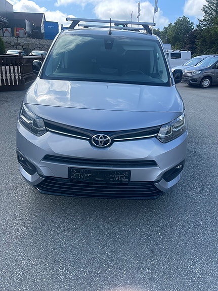 Toyota Proace City 2 of 5
