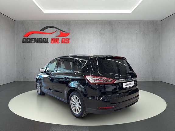 Ford S-MAX 7 of 27