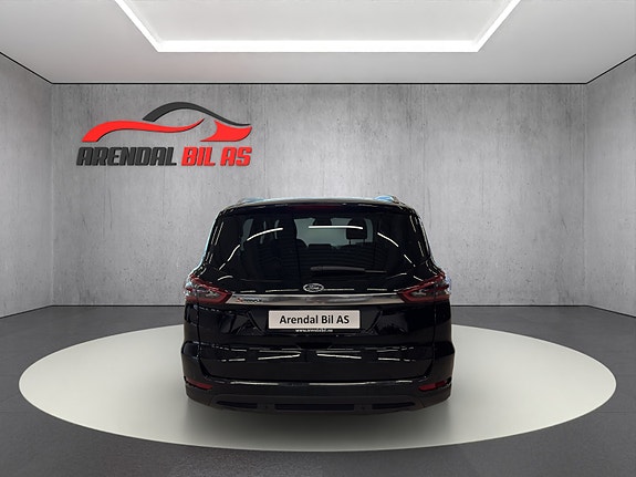 Ford S-MAX 6 of 27