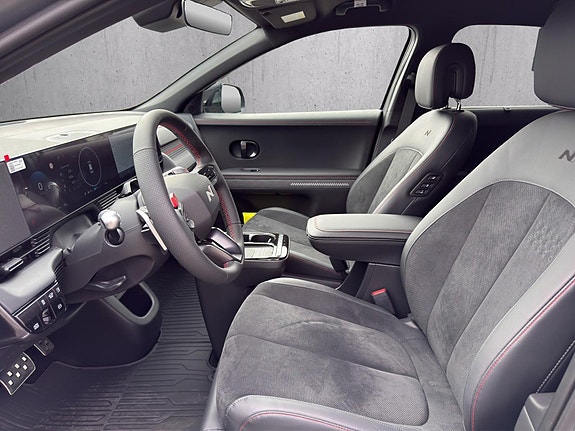 Hyundai Ioniq 5 9 of 23