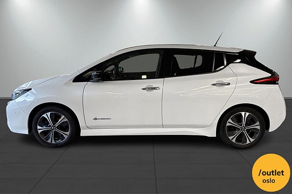 Nissan Leaf 2 of 5