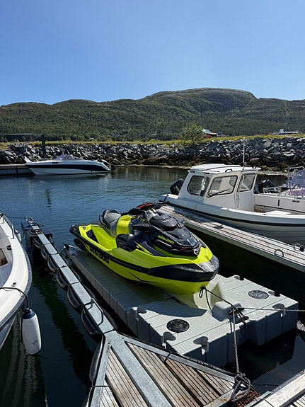 SeaDoo RXT X RS 300 2 of 8
