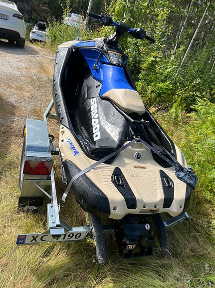 Seadoo Spark Trixx 2026 m/Respo henger/14 timer 3 of 3