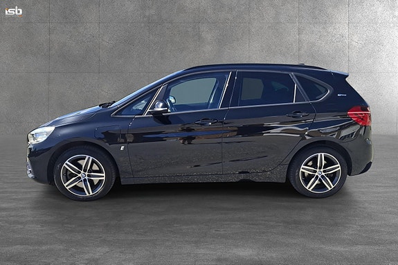 BMW 225xe 7 of 27