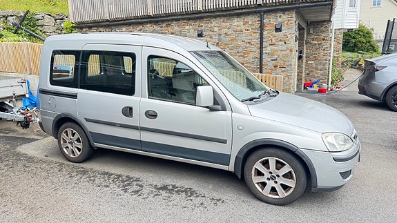 Opel Combo 2 of 5