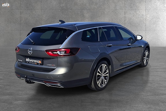 Opel Insignia Country Tourer 3 of 30