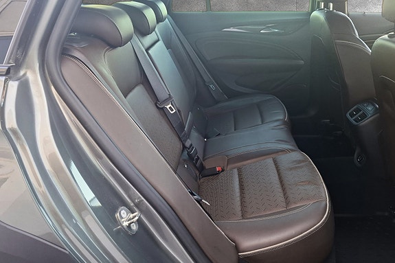 Opel Insignia Country Tourer 16 of 30