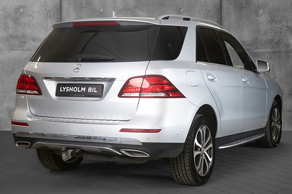 Mercedes-Benz GLE250 d 4 of 5